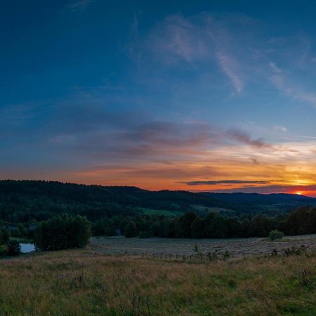 Rezydencja Bukowy Dwor Чорна Екстер'єр фото