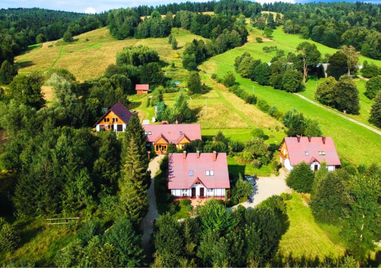 Rezydencja Bukowy Dwor Чорна Екстер'єр фото